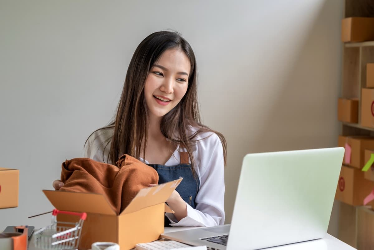 Multi-platform e-commerce strategy: Dashboard showing sales across Shopee, Lazada, and TikTok Shop with unified inventory management